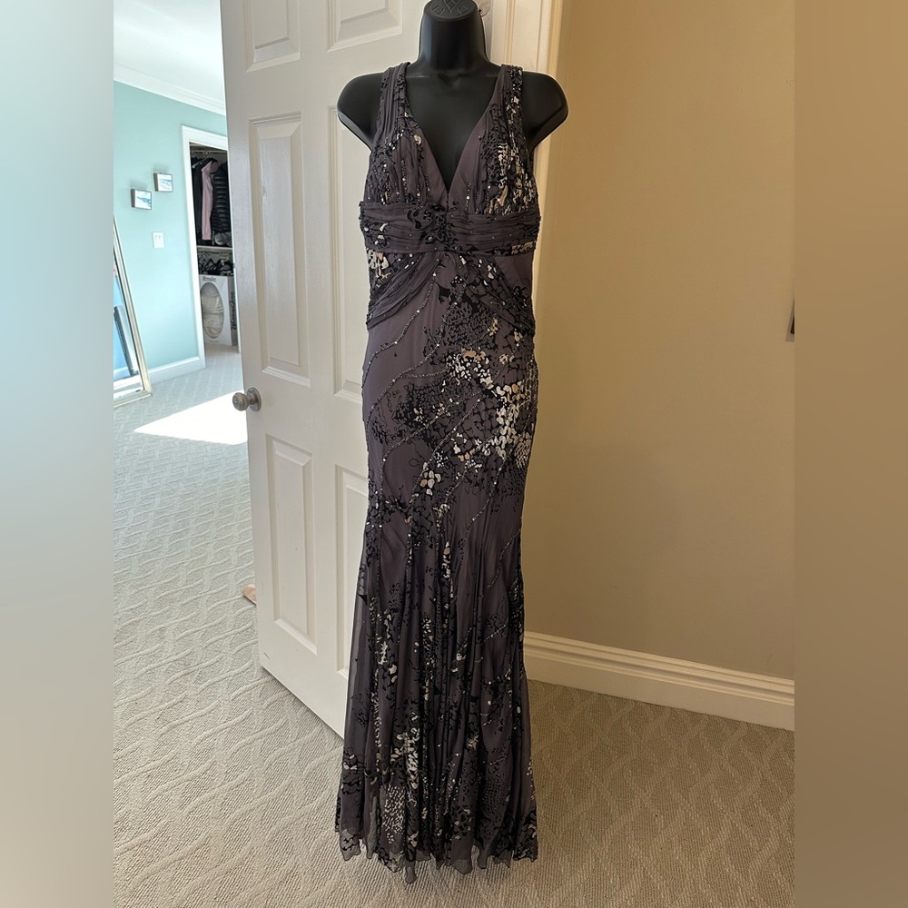 Nina Austin Evening Gown, size small.